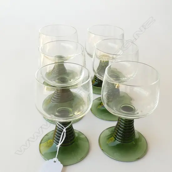 SET 6 SMALL WINE GLASSES GREEN FLARED ROBBED BASES
