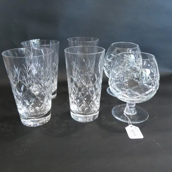 6 CRYSTAL GLASSES; 4 HIGH BALL, 2 GOBLETS
