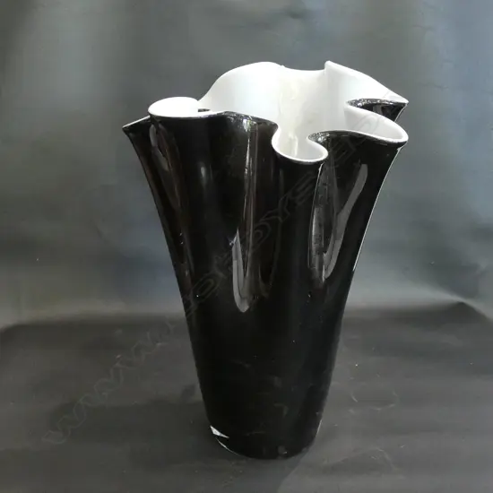 WRZESNIAK GLASS VASE H 300 MM