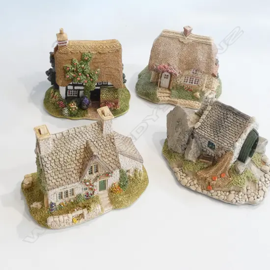 4 BOXED LILLIPUTS HOUSES--THE POPPIES-LAVENDER COTTAGE--TILLERS GREEN-FISHERMANS BOTHY