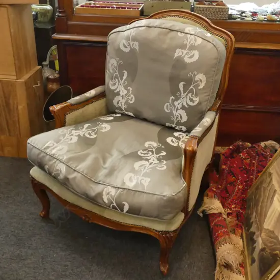 FRENCH SYLE BERGERE CHAIR