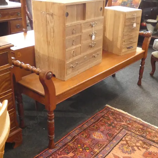 TURNED WOODEN DAYBED L. 1530MM