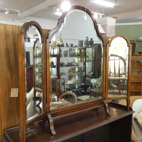 3 FOLD DRESSING TABLE MIRROR