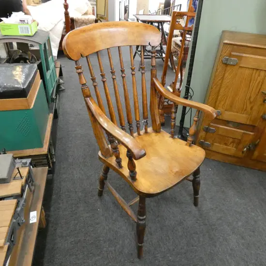 VICTORIAN BEECH AND ELM WINDSOR STYLE CHAIR H. 