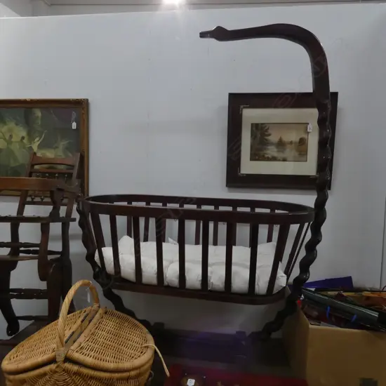 LARGE WOODEN CRADLE L. 1120MM