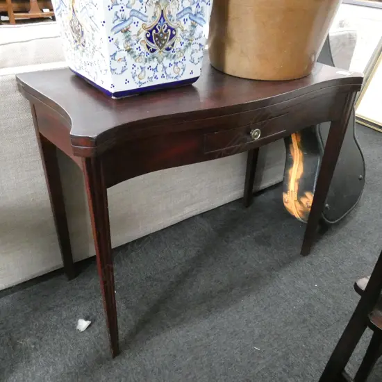 VICTORIAN MAHOGANY CARD FOLDING TABLE