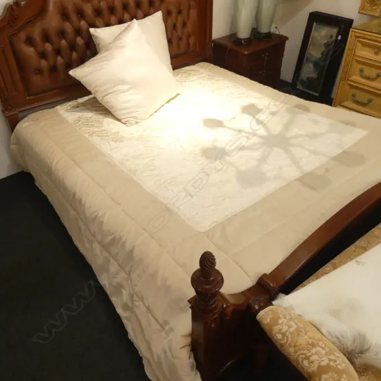 SUPER KING COMFORTER + 2 EURO PILLOWS