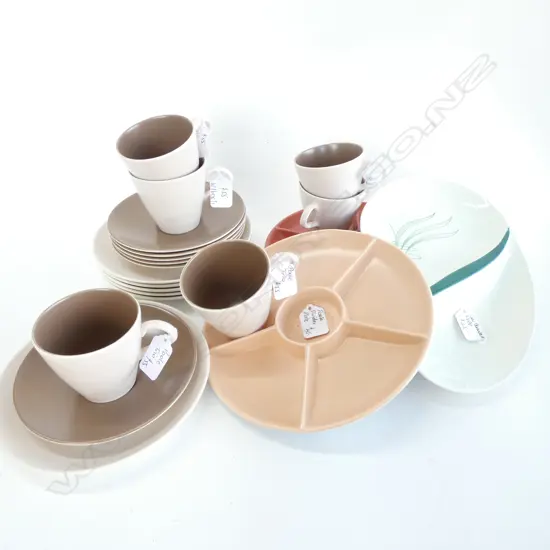 LOT OF POOLE CUPS, SAUCERS & PLATTERS