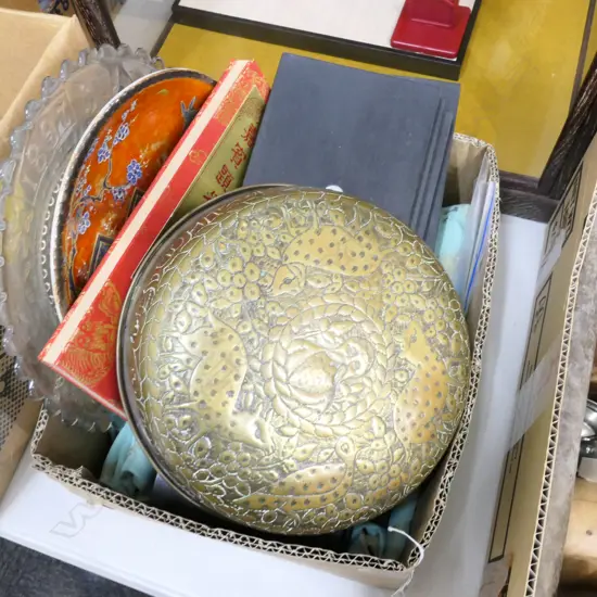 BOX LOT ORIENTAL ITEMS; MOP PANELS AF, PLATES, METAL BOWL ETC