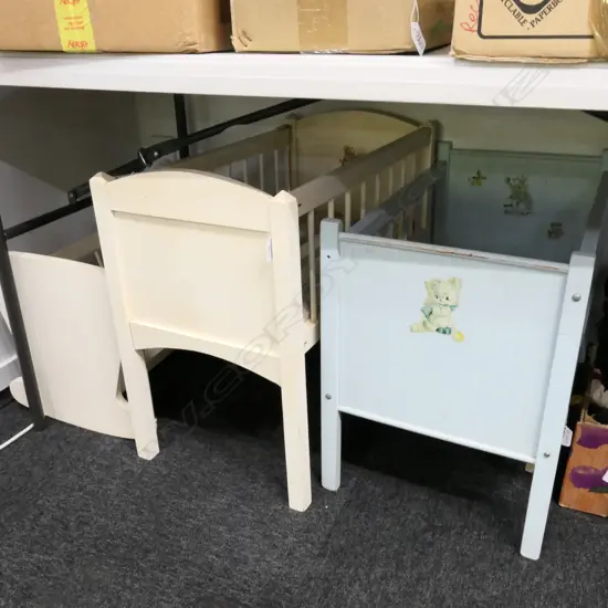 3 VINTAGE WOODEN CRADLES L. 660MM