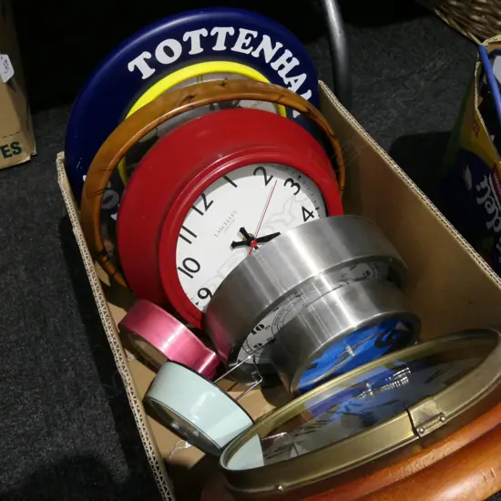 BOX LOT ASST. WALL CLOCKS + HARLEY DAVIDSON BADGE