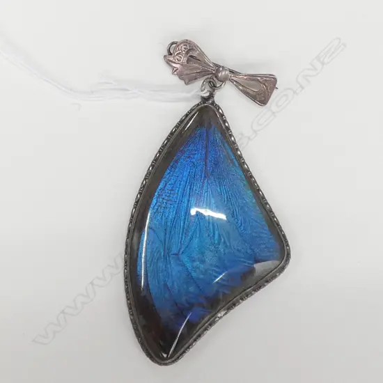 LARGE STERLING SILVER BUTTERFLY WING BROOCH/PENDANT