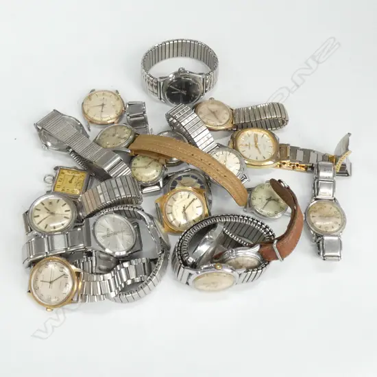 VINTAGE SWISS AND AMERICAN MECHANICAL WATCHES 21 PIECES
