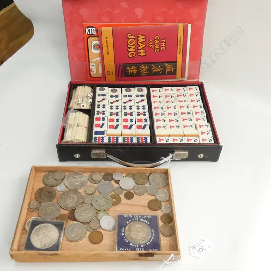 COLLECTION WORLD COINS & CASED MAH JONG SET
