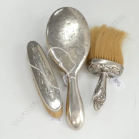 3 PCES ASST. STG SILVER BRUSHES