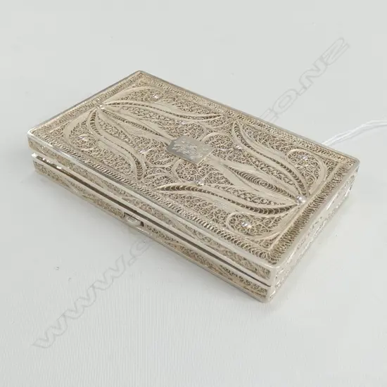 A FINE SILVER FILIGREE L 80 MM BOX