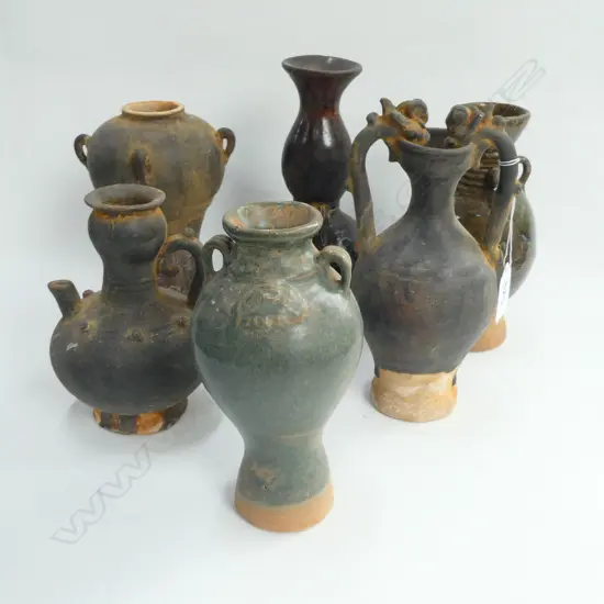 BOX LOT ASST. ORIENTAL ITEMS; FAUX CINNABAR, BRASS PLATE ETC