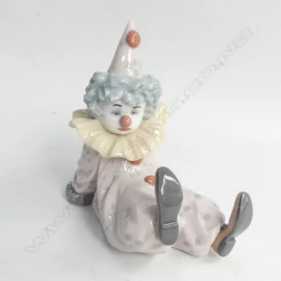 LLADRO SEATED CLOWN L 150 MM