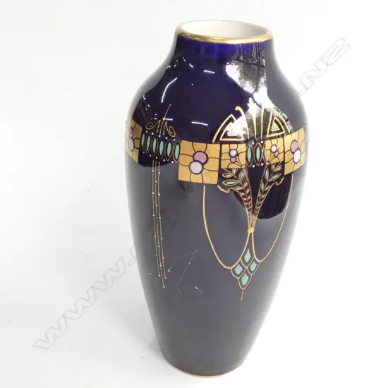 C1910 'VIENNA' PORCELAIN VASE SUCCESSIONIST H.215mm