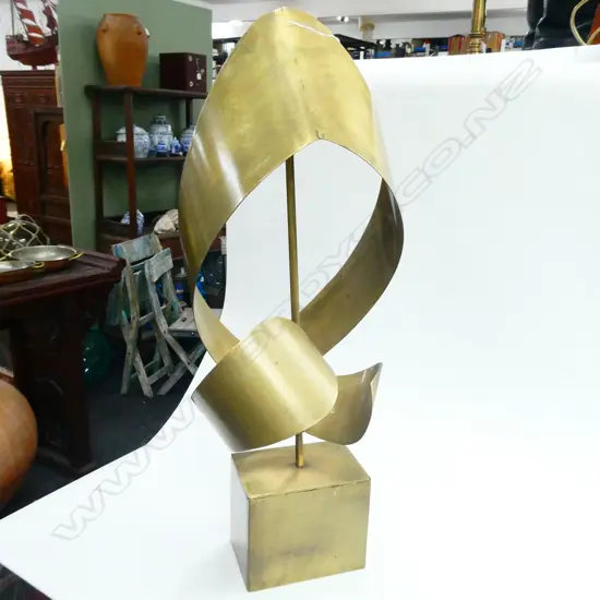 BRASS FREE FORM SCULPTURE H 690 MM