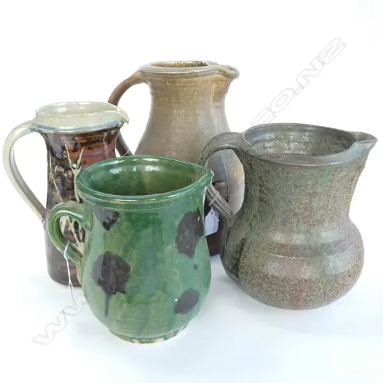 4 ASST CERAMIC JUGS H 280 MM