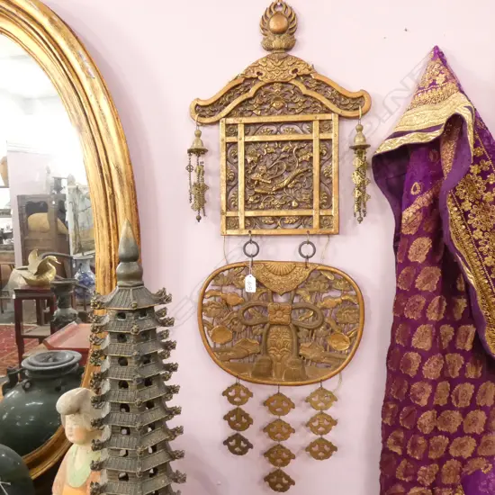 HANGING BRONZED ORIENTAL SCREEN L. 1M