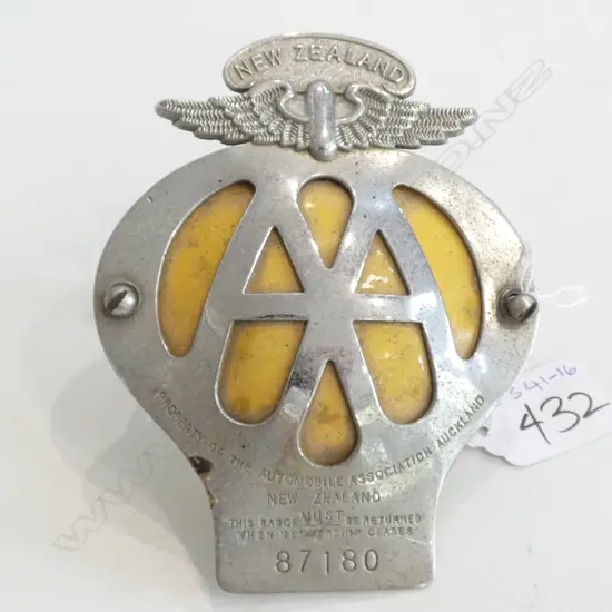 AUTOMOBILE ASSOCIATION BADGE, H.125mm