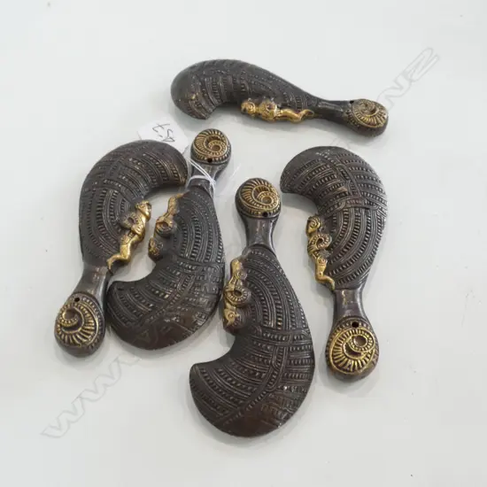 5 CAST BRONZE PATUS, L.130mm