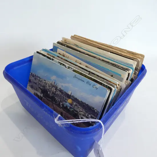 LGE COLLECTION VINTAGE POSTCARDS WORLD 