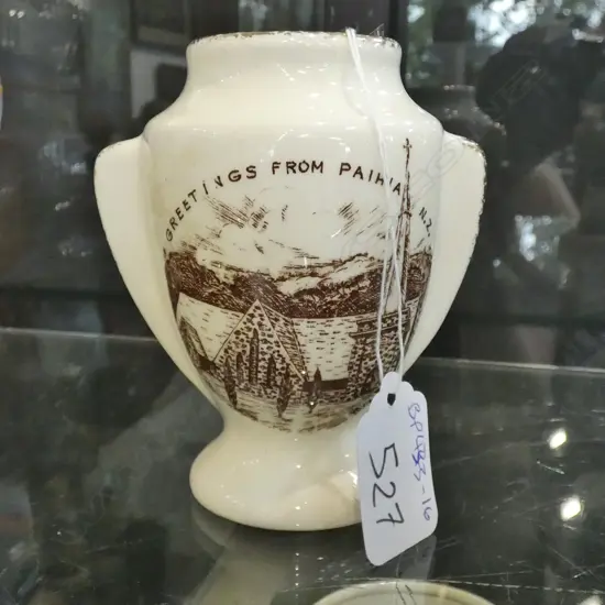 CROWN LYNN  PAIHIA VASE--CROWN LYNN BACKSTAMP & 66