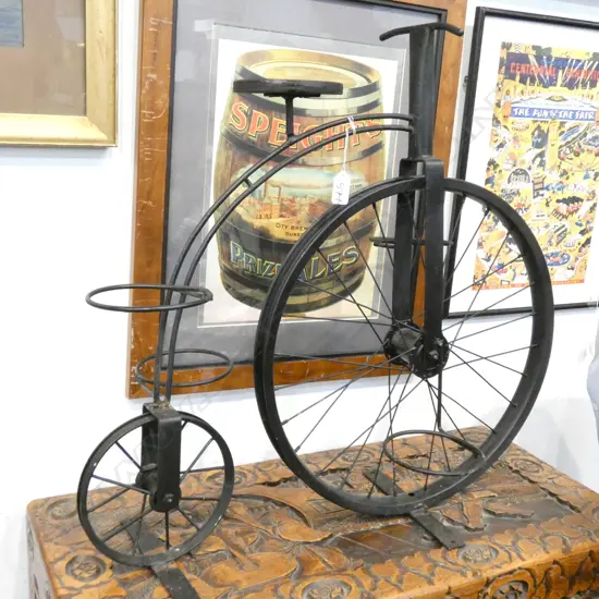 METAL BIKE POT PLANT HOLDER