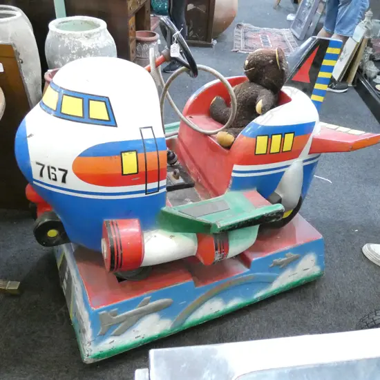 AN ELECTRIC CHILD'S ARCADE JUMBO AIRPLANE RIDE ON AMUSEMENT L 1130 MM