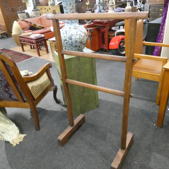 RUSTIC TOWEL RACK H. 1330MM W. 800MM