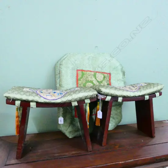 PR ORIENTAL PILLOW HEAD RESTS + 2 SEAT CUSHIONS