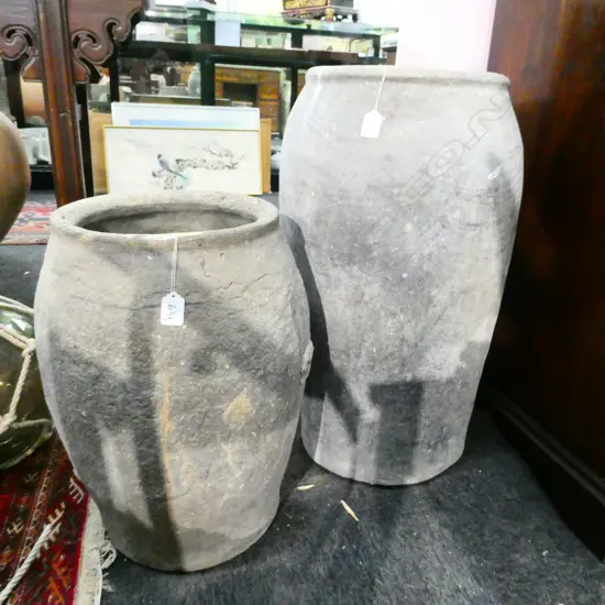 2 LARGE CERAMIC POTS ONE AF H. 700MM