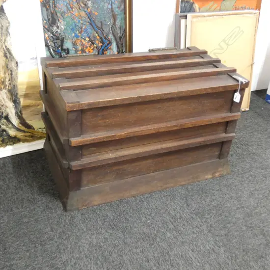 VINTAGE WOODEN TRUNK L.680mm