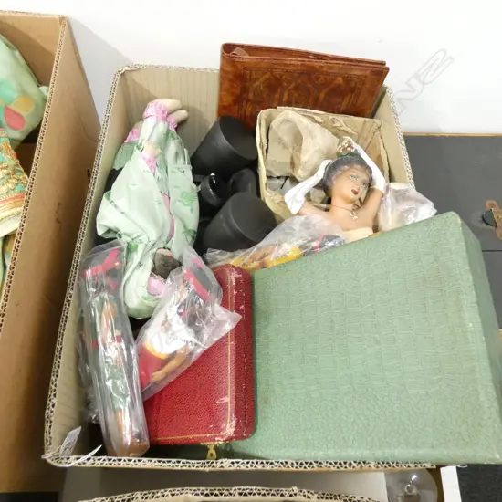 BOX LOT BINOCULARS, CASED R/CROWN DERBY KNIVES, DRINKS SET, DOLLS