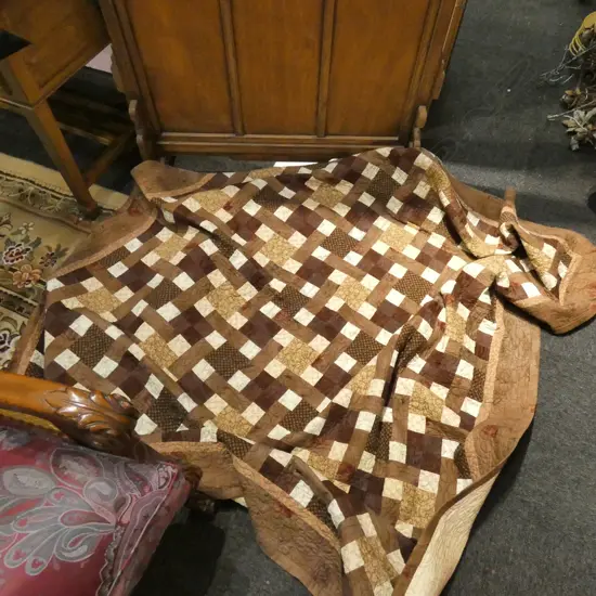 PATCHWORK QUILT 1950 X 1670MM