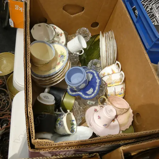 LOT ASST CRYSTAL/W/WOOD /CUPS ANS SAUCERS MASONS ETC