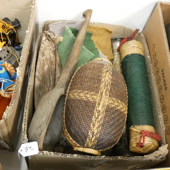 BOX LOT ASST. ORIENTAL ITEMS; BRASS ETC - updated with correct photo