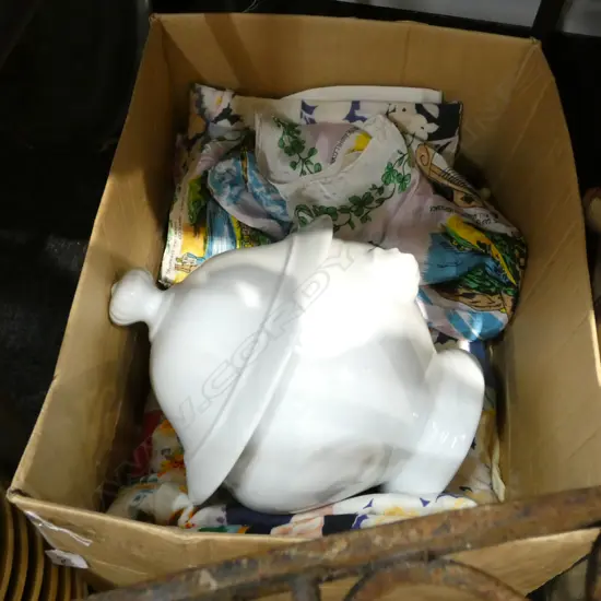 BOX LOT VINTAGE BOYS COWBOY BED COVER DUVET, MATCHING PILLOW, PATCHWORK THROW, SCARF, FRENCH APILCO TUREEN