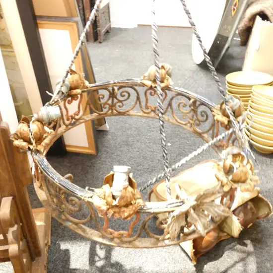 RUSTIC LIGHT FITTING