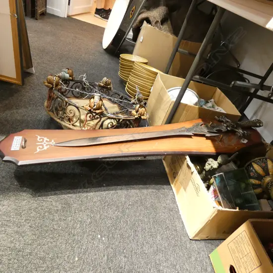 LARGE MOUNTED ORIENTAL SWORD L. 1070MM