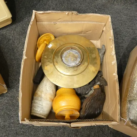 BOX LOT ASST. ORIENTAL CERAMICS