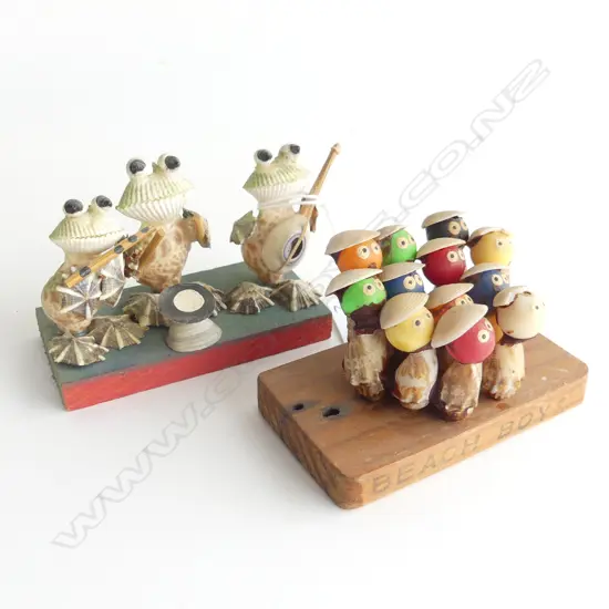 (7) 2 SMALL BANDS 1 OF FROGS AND OTHER ‘BEACH BOYS’ ORCHESTRA