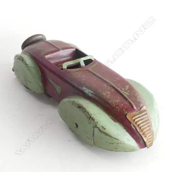 (5) A RARE 1930s WYANDOTTE PRESSED STEEL COUPE WITH WOODEN WHEELS L. 260mm