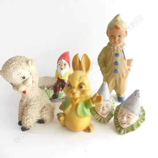 6 ITEMS INCL. 3 SQUEAKY TOYS H. 230mm + HARLEQUIN S&P AF + GNOME ON A LOG