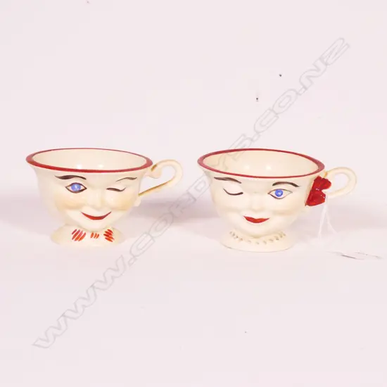 PAIR OF 1950s RIDGEWAYS WINKING CUPS D. 105mm