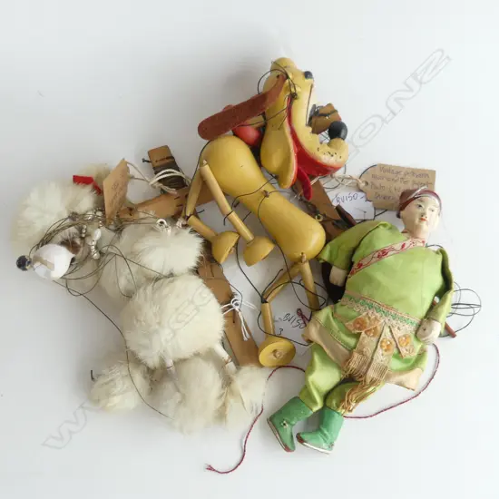 (81) 3 PUPPETS VINTAGE PELHAM 'FIFI' POODLE CHINESE MAN & PLUTO