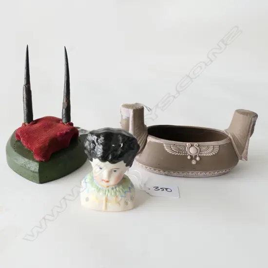 (86) MOUNTED DIK DIK HORNS + EGYPTIAN VASE & DOLLS HEAD